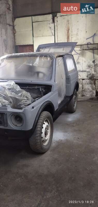 Внедорожник / Кроссовер ВАЗ / Lada 21213 Niva 1992 в Житомире