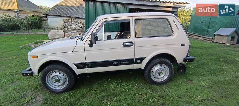 Внедорожник / Кроссовер ВАЗ / Lada 21213 Niva 1995 в Томашполе фото 4 Внедорожник / Кроссовер ВАЗ / Lada 21213 Niva 1995 в Томашполе