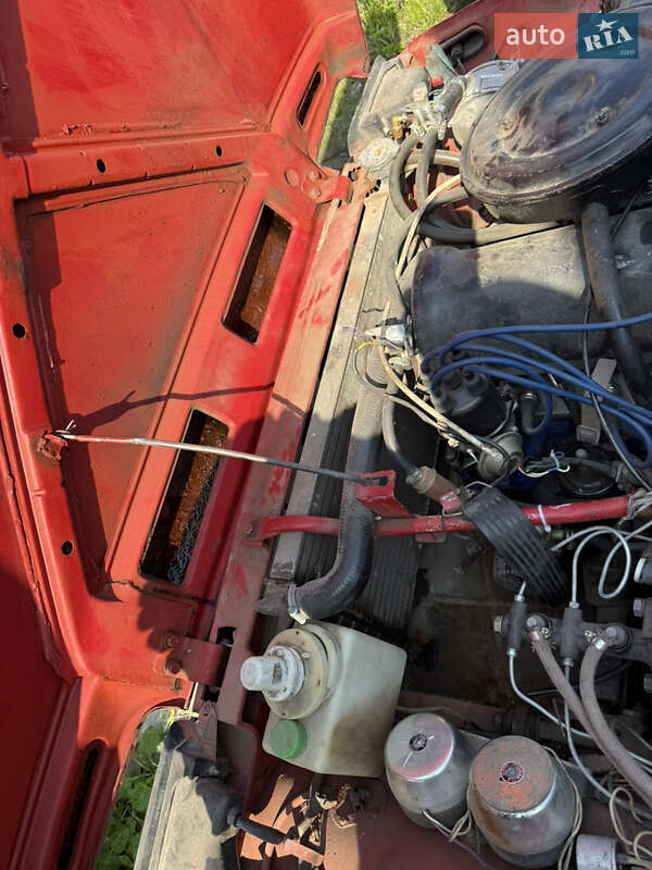 Внедорожник / Кроссовер ВАЗ / Lada 21213 Niva 1995 в Волочиске