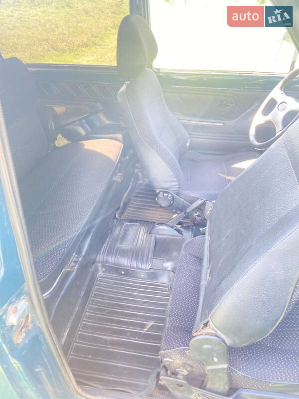 Внедорожник / Кроссовер ВАЗ / Lada 21213 Niva 2004 в Сумах