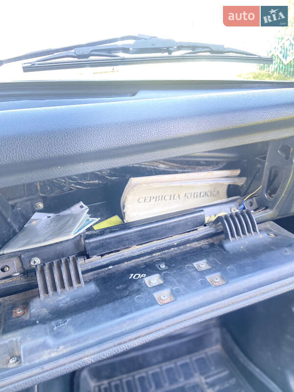 Внедорожник / Кроссовер ВАЗ / Lada 21213 Niva 2004 в Сумах