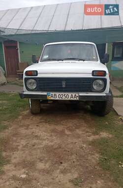 Позашляховик / Кросовер ВАЗ / Lada 21213 Niva 2000 в Ладижині
