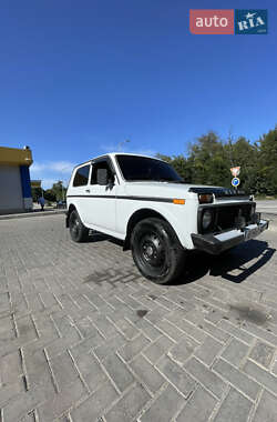 Внедорожник / Кроссовер ВАЗ 21213 Niva 2003 в 