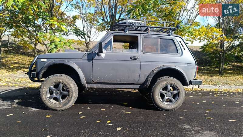 Внедорожник / Кроссовер ВАЗ / Lada 21213 Niva 1995 в Запорожье