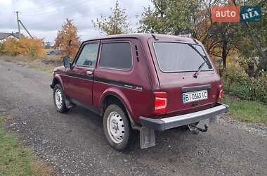 Позашляховик / Кросовер ВАЗ 21213 Niva 2004 в Великій Багачці