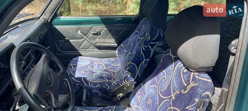 Внедорожник / Кроссовер ВАЗ / Lada 21213 Niva 2002 в Ахтырке фото 29 Внедорожник / Кроссовер ВАЗ / Lada 21213 Niva 2002 в Ахтырке