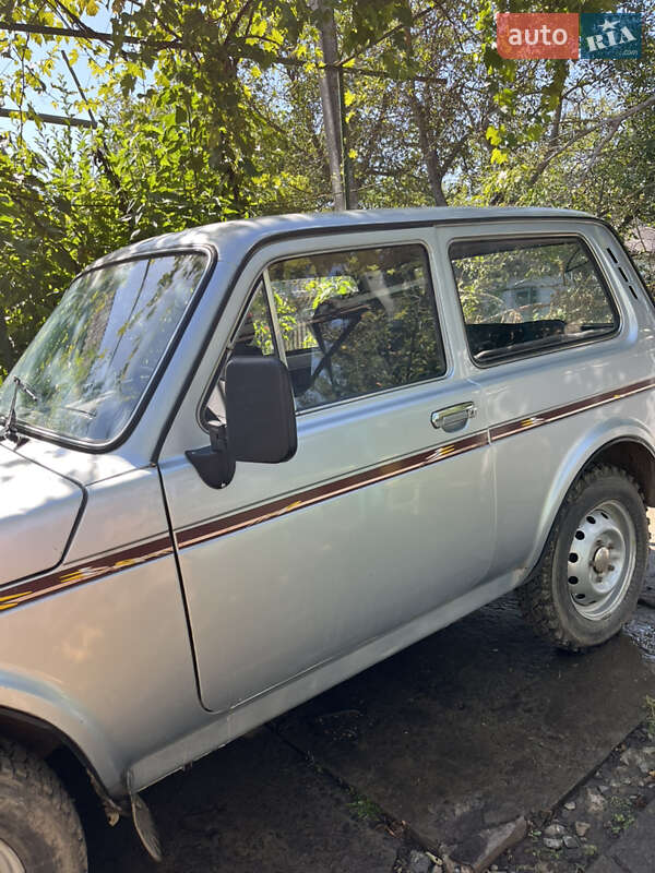 Внедорожник / Кроссовер ВАЗ / Lada 21213 Niva 1996 в Деражне