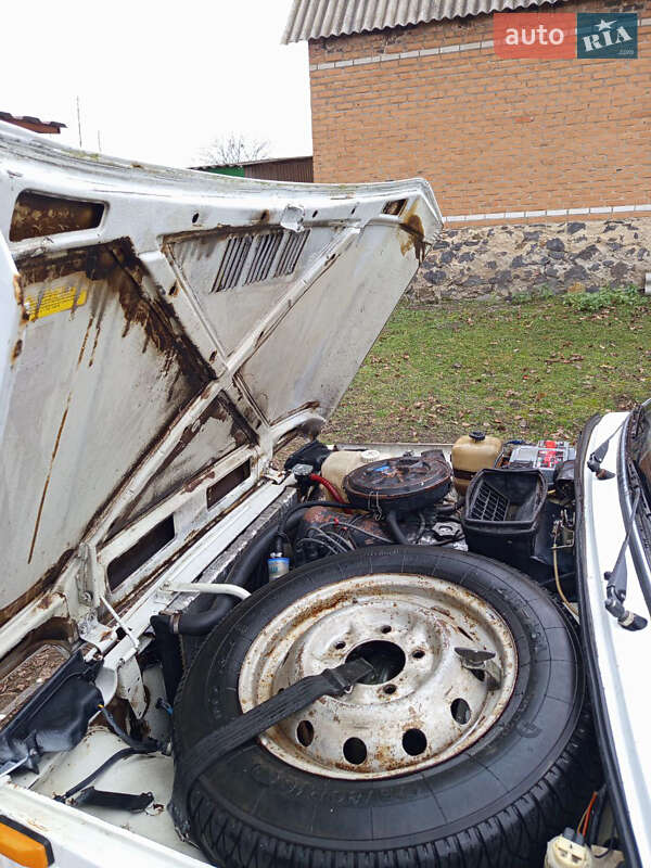 Внедорожник / Кроссовер ВАЗ / Lada 21213 Niva 1997 в Ильинцах фото 8 Внедорожник / Кроссовер ВАЗ / Lada 21213 Niva 1997 в Ильинцах
