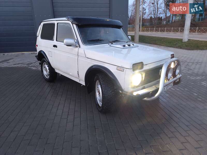Внедорожник / Кроссовер ВАЗ / Lada 21213 Niva 1992 в Вишневце