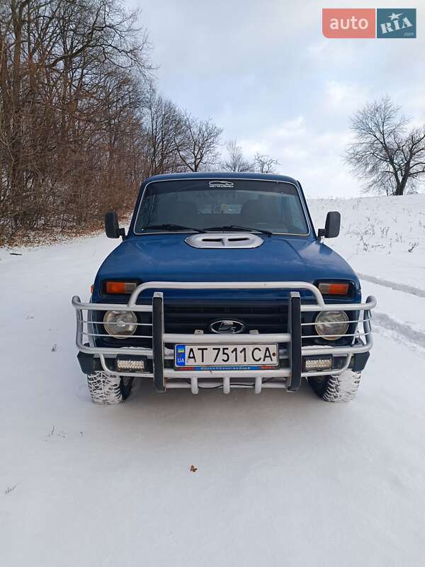Внедорожник / Кроссовер ВАЗ / Lada 21213 Niva 2004 в Коломые