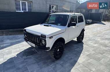 Внедорожник / Кроссовер ВАЗ 21213 Niva 2003 в Межгорье