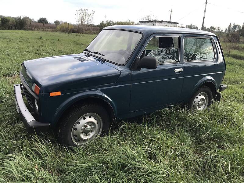 Внедорожник / Кроссовер ВАЗ / Lada 21214 / 4x4 2012 в Хмельницком