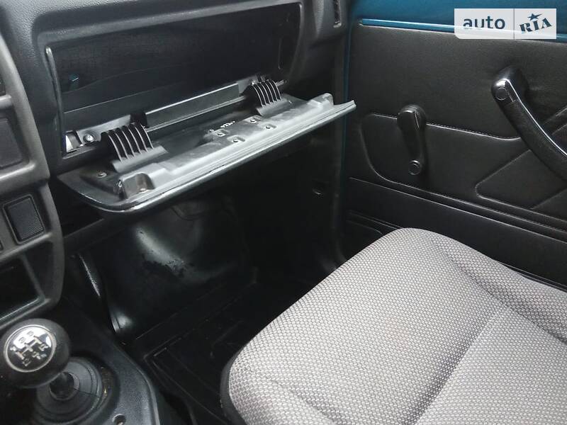 Купе ВАЗ / Lada 21214 / 4x4 2010 в Сумах