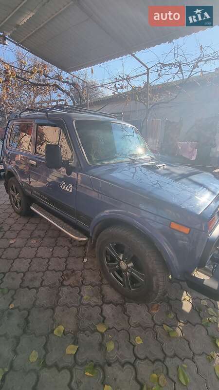 Внедорожник / Кроссовер ВАЗ / Lada 21214 / 4x4 2006 в Николаеве