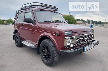 Позашляховик / Кросовер ВАЗ / Lada 21214 / 4x4 2013 в Жмеринці