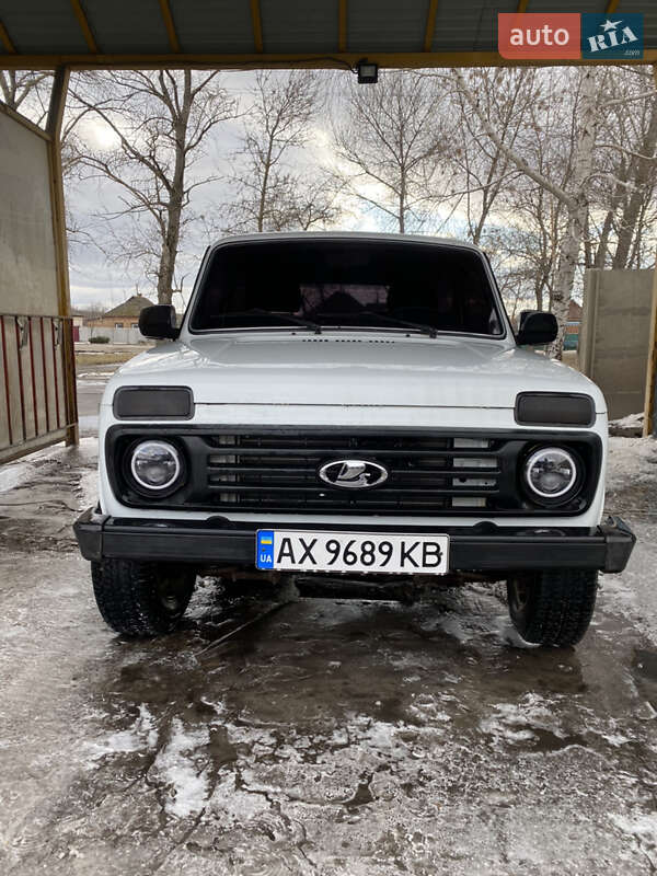 Внедорожник / Кроссовер ВАЗ / Lada 21214 / 4x4 2005 в Краснограде