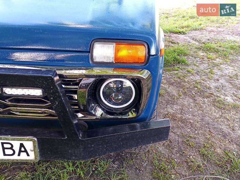 Внедорожник / Кроссовер ВАЗ / Lada 21214 / 4x4 2010 в Луцке
