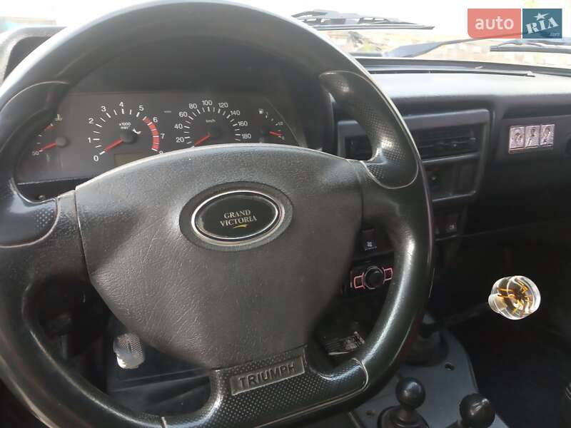 Внедорожник / Кроссовер ВАЗ / Lada 21214 / 4x4 2011 в Сумах