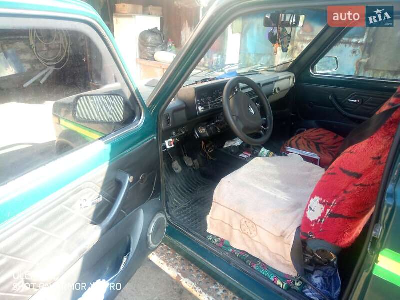 Внедорожник / Кроссовер ВАЗ / Lada 21214 / 4x4 1996 в Сарнах