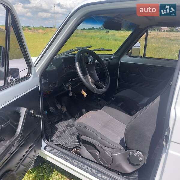 Внедорожник / Кроссовер ВАЗ / Lada 21214 / 4x4 1996 в Черкассах фото 8 Внедорожник / Кроссовер ВАЗ / Lada 21214 / 4x4 1996 в Черкассах
