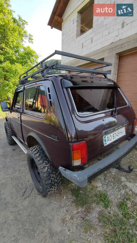 Позашляховик / Кросовер ВАЗ / Lada 21214 / 4x4 2008 в Тячеві