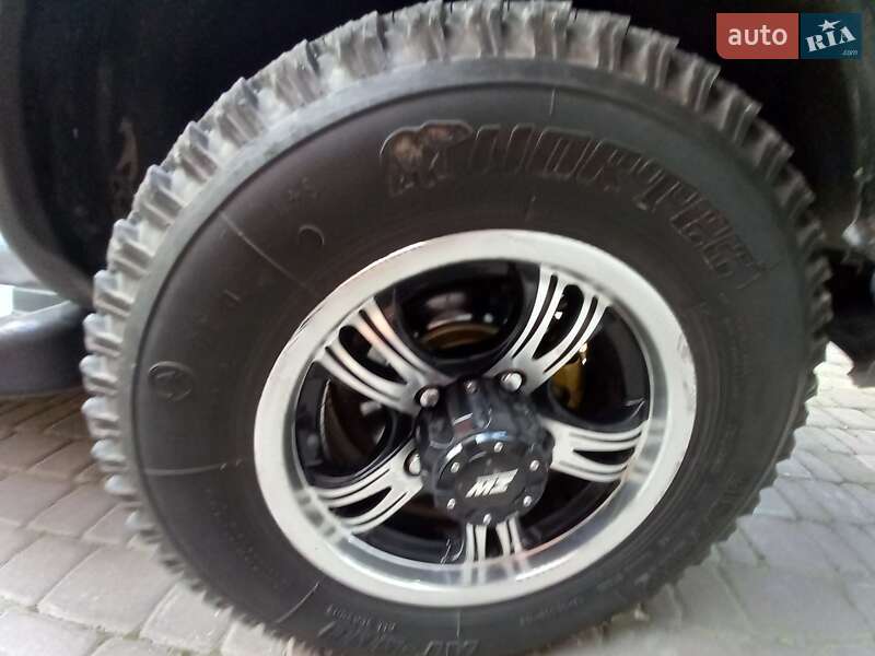 Позашляховик / Кросовер ВАЗ / Lada 21214 / 4x4 2007 в Рівному