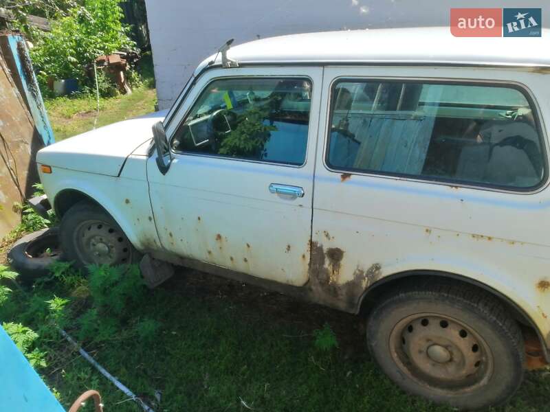 Внедорожник / Кроссовер ВАЗ / Lada 21214 / 4x4 2005 в Балаклее