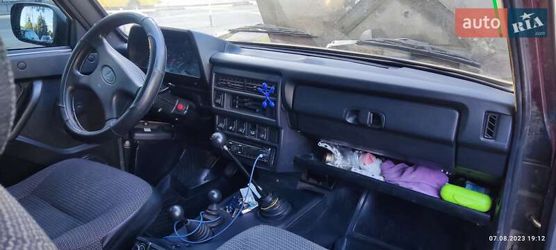 Позашляховик / Кросовер ВАЗ / Lada 21214 / 4x4 2013 в Лубнах