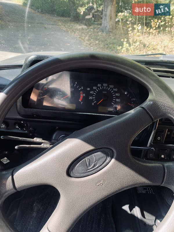 Позашляховик / Кросовер ВАЗ / Lada 21214 / 4x4 2013 в Дніпрі