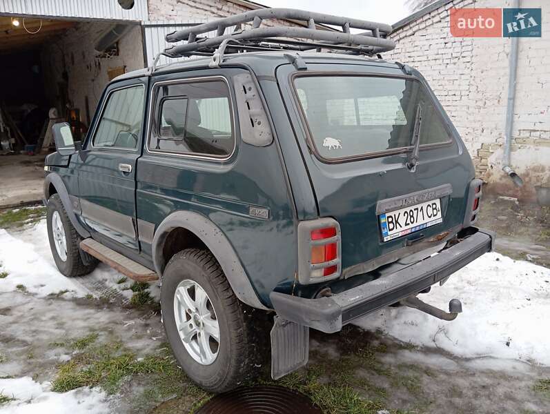 Внедорожник / Кроссовер ВАЗ / Lada 21214 / 4x4 2009 в Дубно