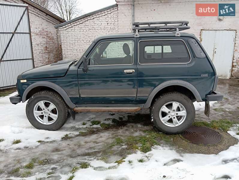 Внедорожник / Кроссовер ВАЗ / Lada 21214 / 4x4 2009 в Дубно