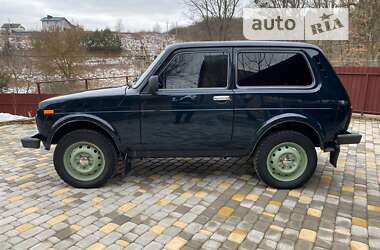 Позашляховик / Кросовер ВАЗ / Lada 21214 / 4x4 2012 в Вінниці