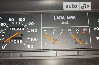 Внедорожник / Кроссовер ВАЗ / Lada 21214 / 4x4 2005 в Киеве