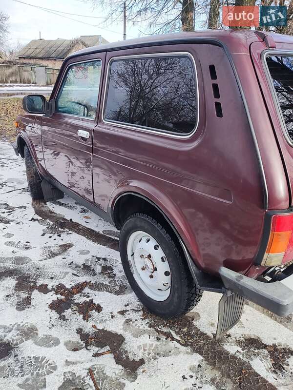 Внедорожник / Кроссовер ВАЗ / Lada 21214 / 4x4 2012 в Синельниково фото 7 Внедорожник / Кроссовер ВАЗ / Lada 21214 / 4x4 2012 в Синельниково