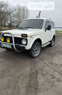 Позашляховик / Кросовер ВАЗ / Lada 21214 / 4x4 2005 в Дубровиці