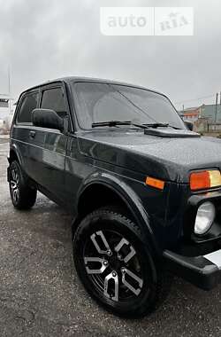 Позашляховик / Кросовер ВАЗ / Lada 21214 / 4x4 2018 в Лубнах