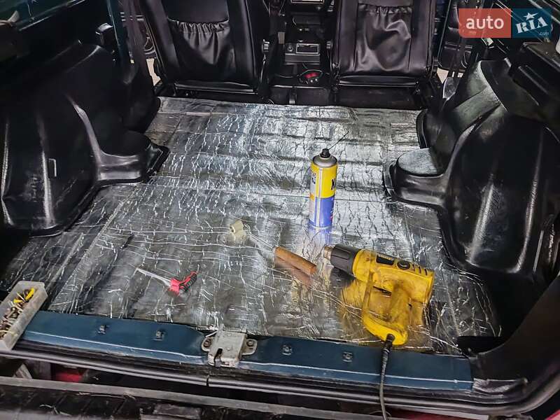 Позашляховик / Кросовер ВАЗ / Lada 21214 / 4x4 2007 в Сумах