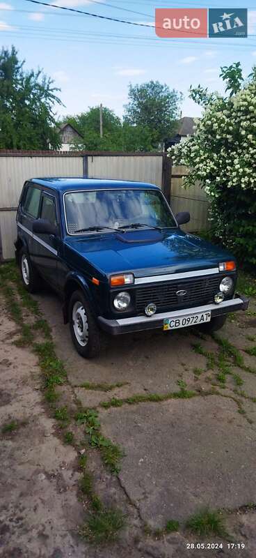 Позашляховик / Кросовер ВАЗ / Lada 21214 / 4x4 2010 в Чернігові