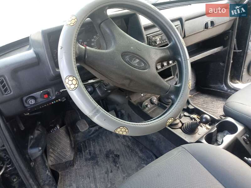 Позашляховик / Кросовер ВАЗ / Lada 21214 / 4x4 2007 в На Новій Борові
