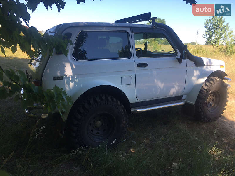 Внедорожник / Кроссовер ВАЗ / Lada 21214 / 4x4 2008 в Харькове