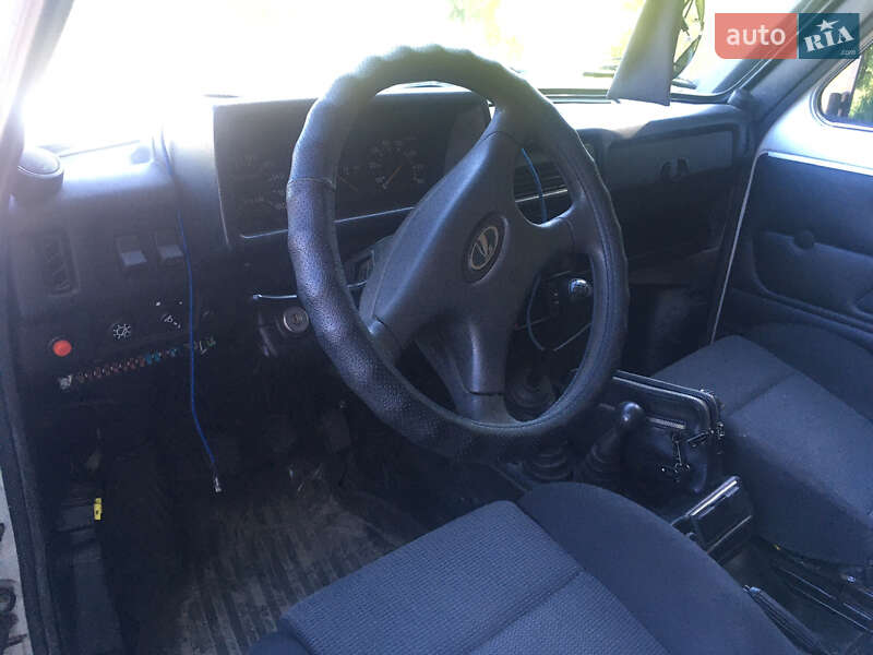 Внедорожник / Кроссовер ВАЗ / Lada 21214 / 4x4 2008 в Харькове