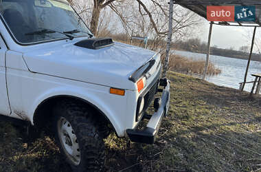 Позашляховик / Кросовер ВАЗ / Lada 21214 / 4x4 2009 в Обухові