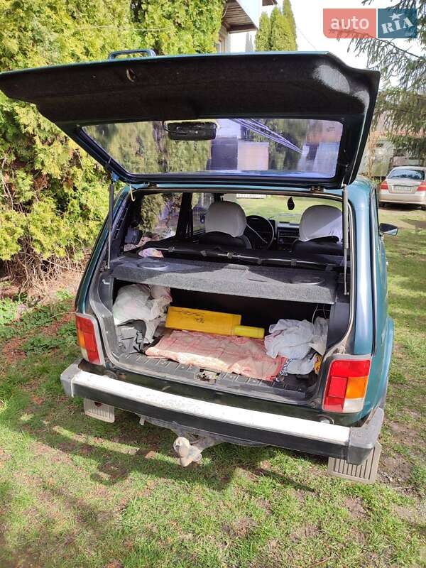 Внедорожник / Кроссовер ВАЗ / Lada 21214 / 4x4 2006 в Корсуне-Шевченковском