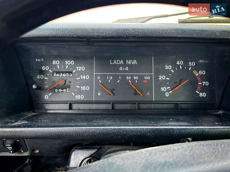 Внедорожник / Кроссовер ВАЗ / Lada 21214 / 4x4 2005 в Усатово