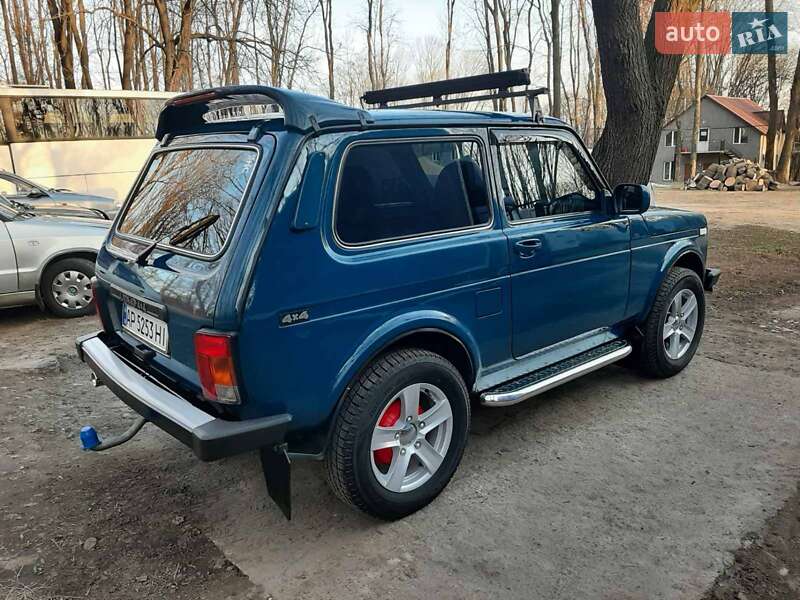 Внедорожник / Кроссовер ВАЗ / Lada 21214 / 4x4 2011 в Киеве
