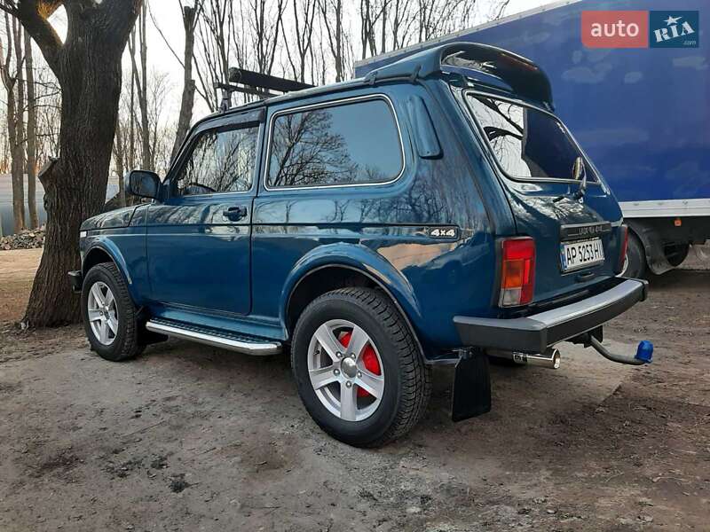 Внедорожник / Кроссовер ВАЗ / Lada 21214 / 4x4 2011 в Киеве