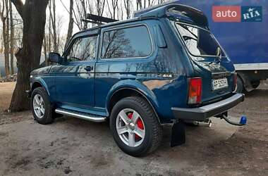 Внедорожник / Кроссовер ВАЗ 21214 / 4x4 2011 в 