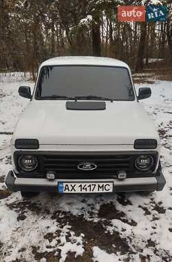 Позашляховик / Кросовер ВАЗ / Lada 21214 / 4x4 2005 в Краснокутську