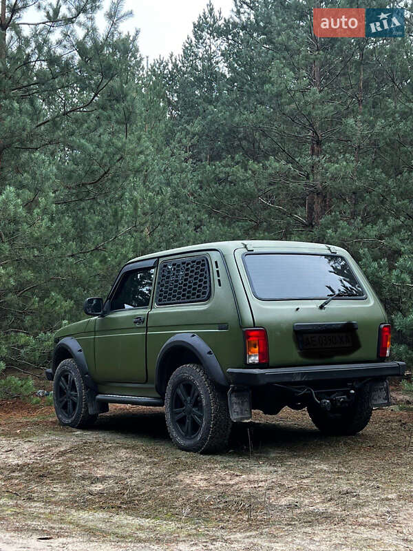 Позашляховик / Кросовер ВАЗ / Lada 21214 / 4x4 2010 в Дніпрі