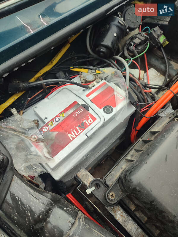 Внедорожник / Кроссовер ВАЗ / Lada 21214 / 4x4 2008 в Полонном